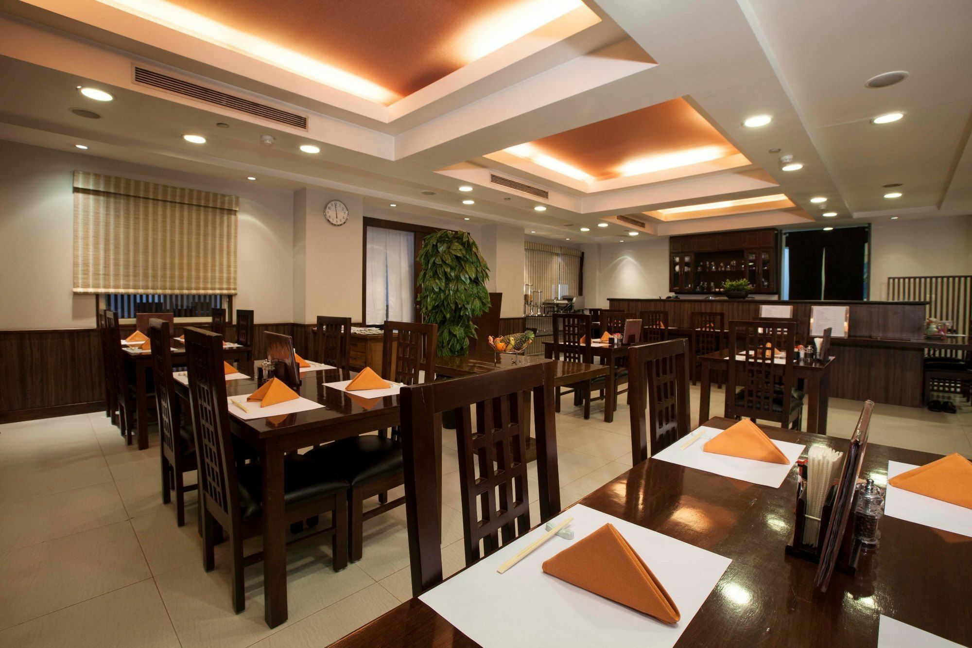 Avalon Courtyard Residence Suites Yeni Delhi Dış mekan fotoğraf